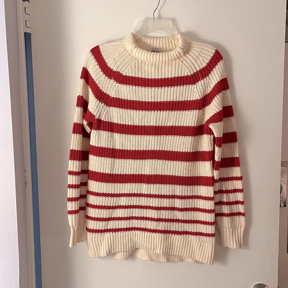 Women’s knit sweater